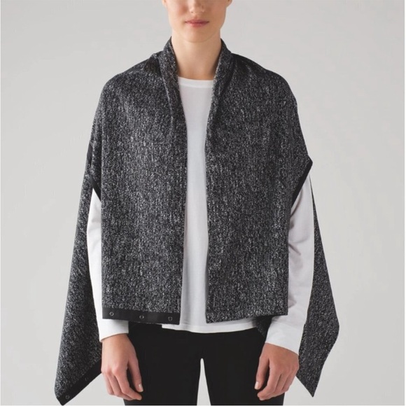 Lululemon Vinyasa Workout Yoga Wrap Scarf In SJRL/BLK Abstract Black NWT - Picture 1 of 10